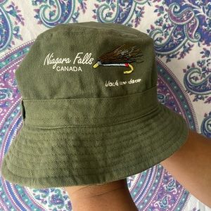 Vintage Niagara Falls bucket hat